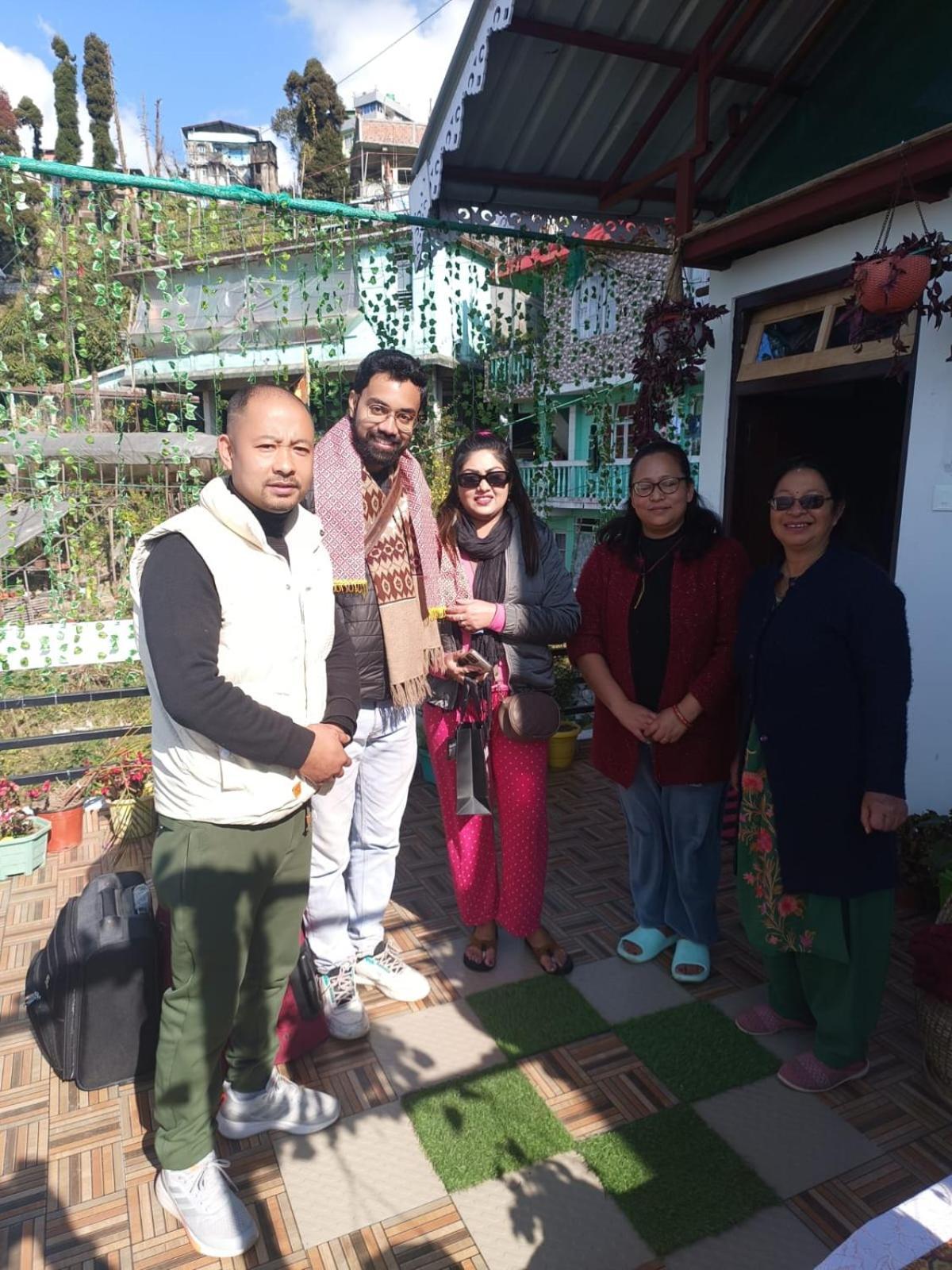 The Sunset Nest Offbeat Homestay Darjeeling  Dış mekan fotoğraf